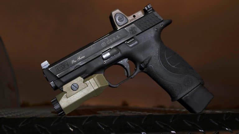 Smith & Wesson M&P9: Datos Interesantes de un Arma de Fuego Versátil
